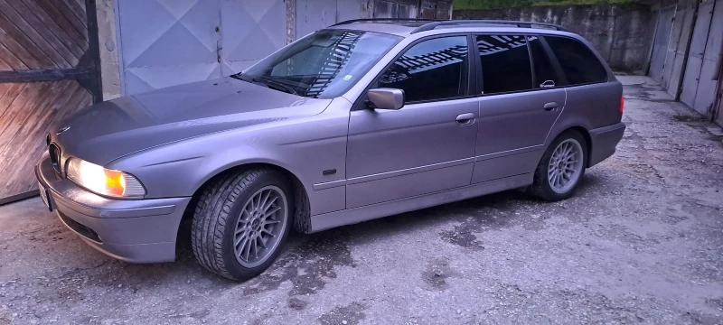 BMW 530, снимка 13 - Автомобили и джипове - 49600704