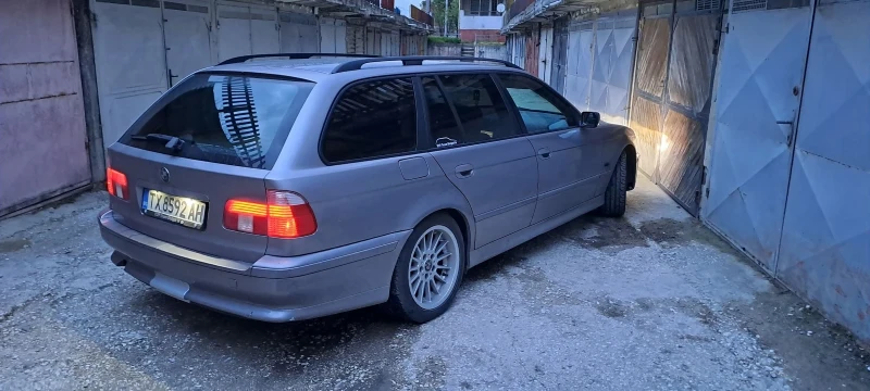 BMW 530, снимка 11 - Автомобили и джипове - 49600704