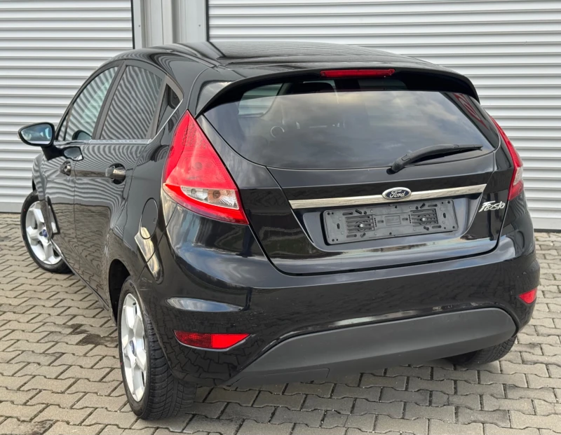 Ford Fiesta 1, 3i 82ps, 5вр., Titanium, ел.пак., климатр., мул, снимка 6 - Автомобили и джипове - 52490384
