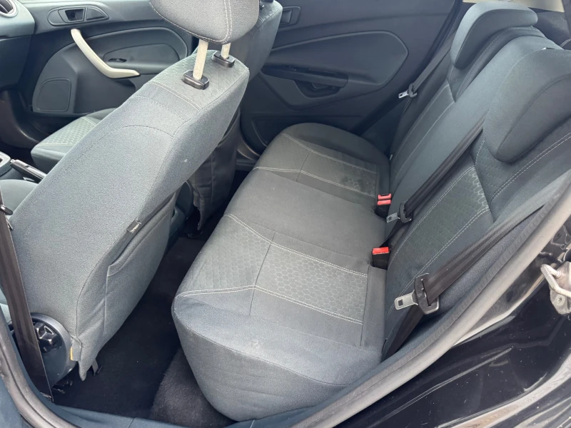 Ford Fiesta 1, 3i 82ps, 5вр., Titanium, ел.пак., климатр., мул, снимка 13 - Автомобили и джипове - 52490384