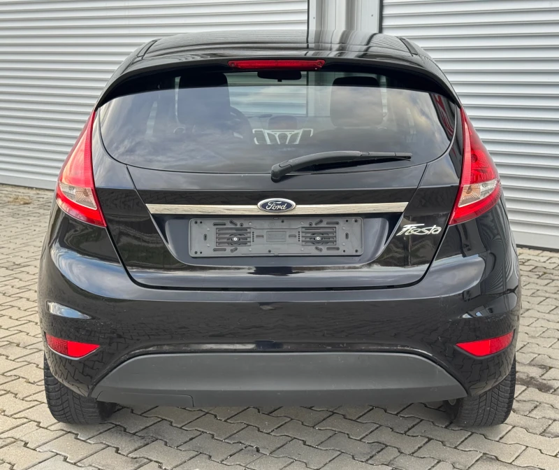 Ford Fiesta 1, 3i 82ps, 5вр., Titanium, ел.пак., климатр., мул, снимка 8 - Автомобили и джипове - 52490384