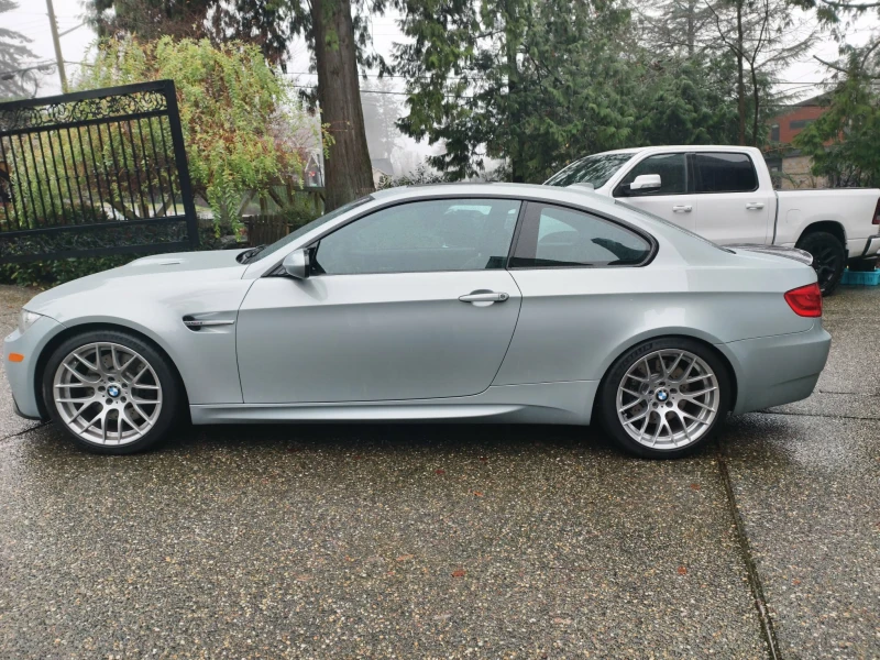 BMW M3 1 OF 1 * * CARFAX * * АВТОКРЕДИТ * * , снимка 5 - Автомобили и джипове - 52756428