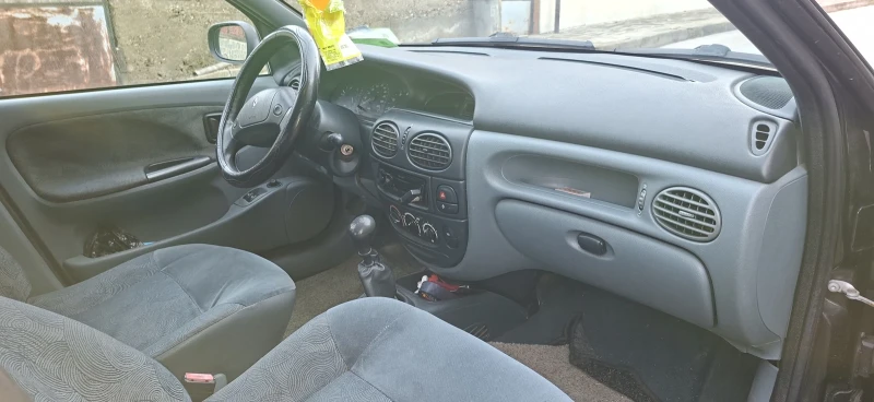 Renault Megane, снимка 6 - Автомобили и джипове - 53416987