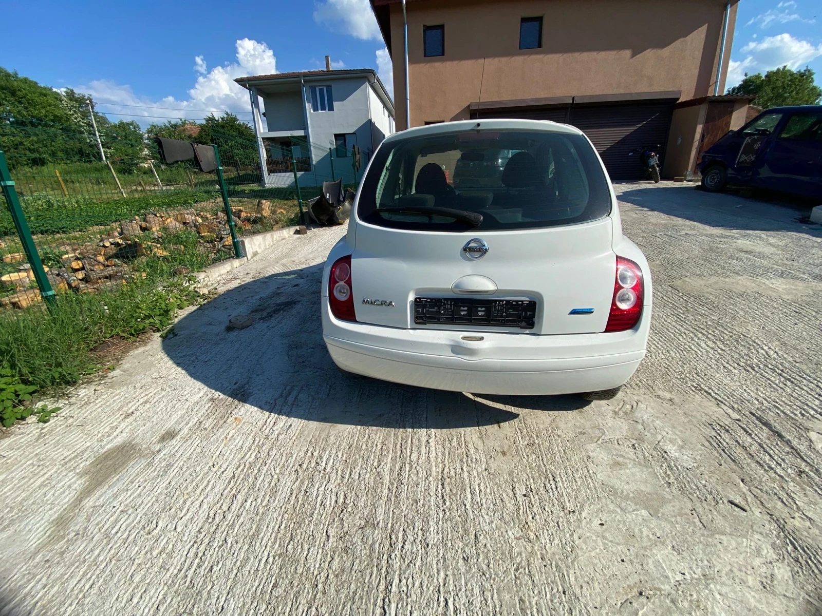 Nissan Micra  - изображение 5