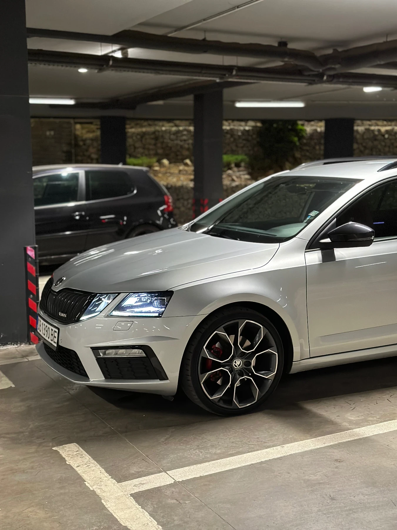 Skoda Octavia VRS версия, 4х4, Canton, full LED, дистроник, Швей - изображение 8