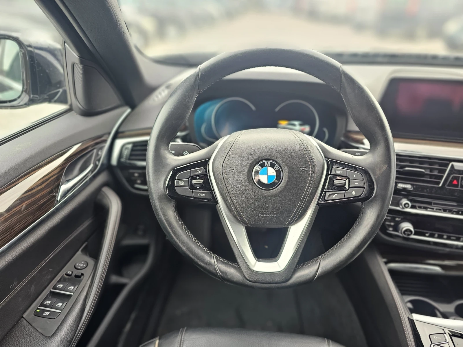 BMW 530 530 I   XDRAIV  - изображение 9