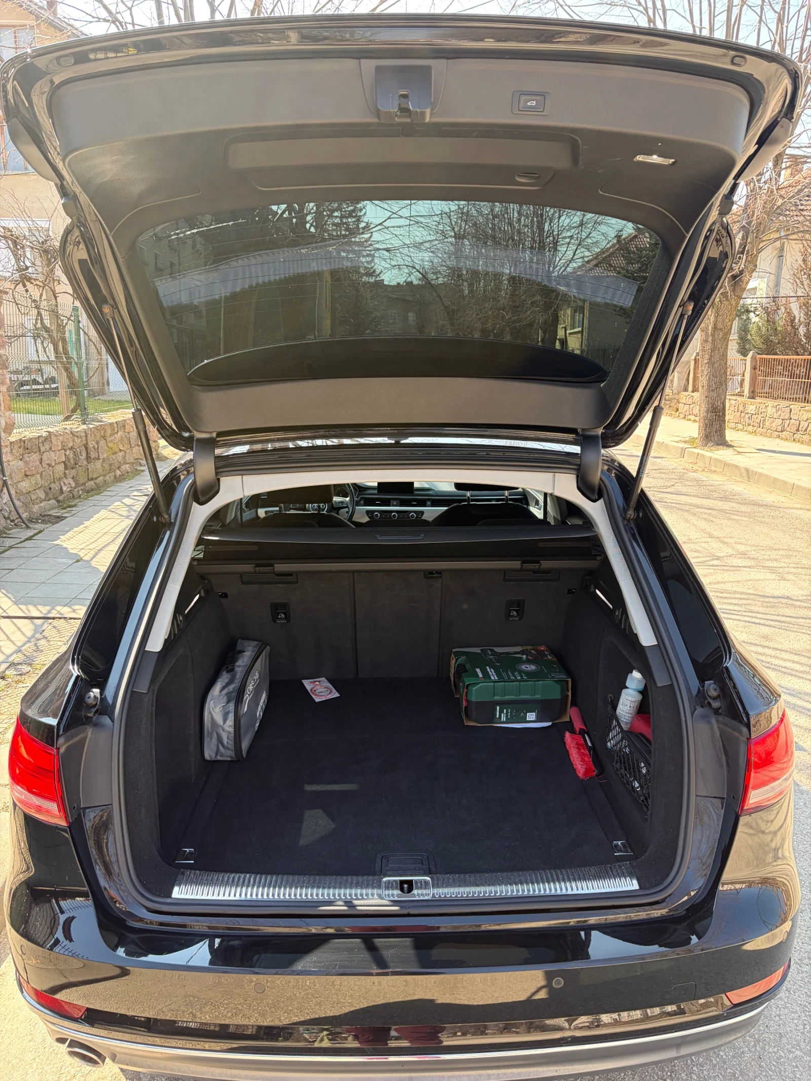 Audi A4 2.0 TDI 150 Avant Sport, снимка 14 - Автомобили и джипове - 53024547