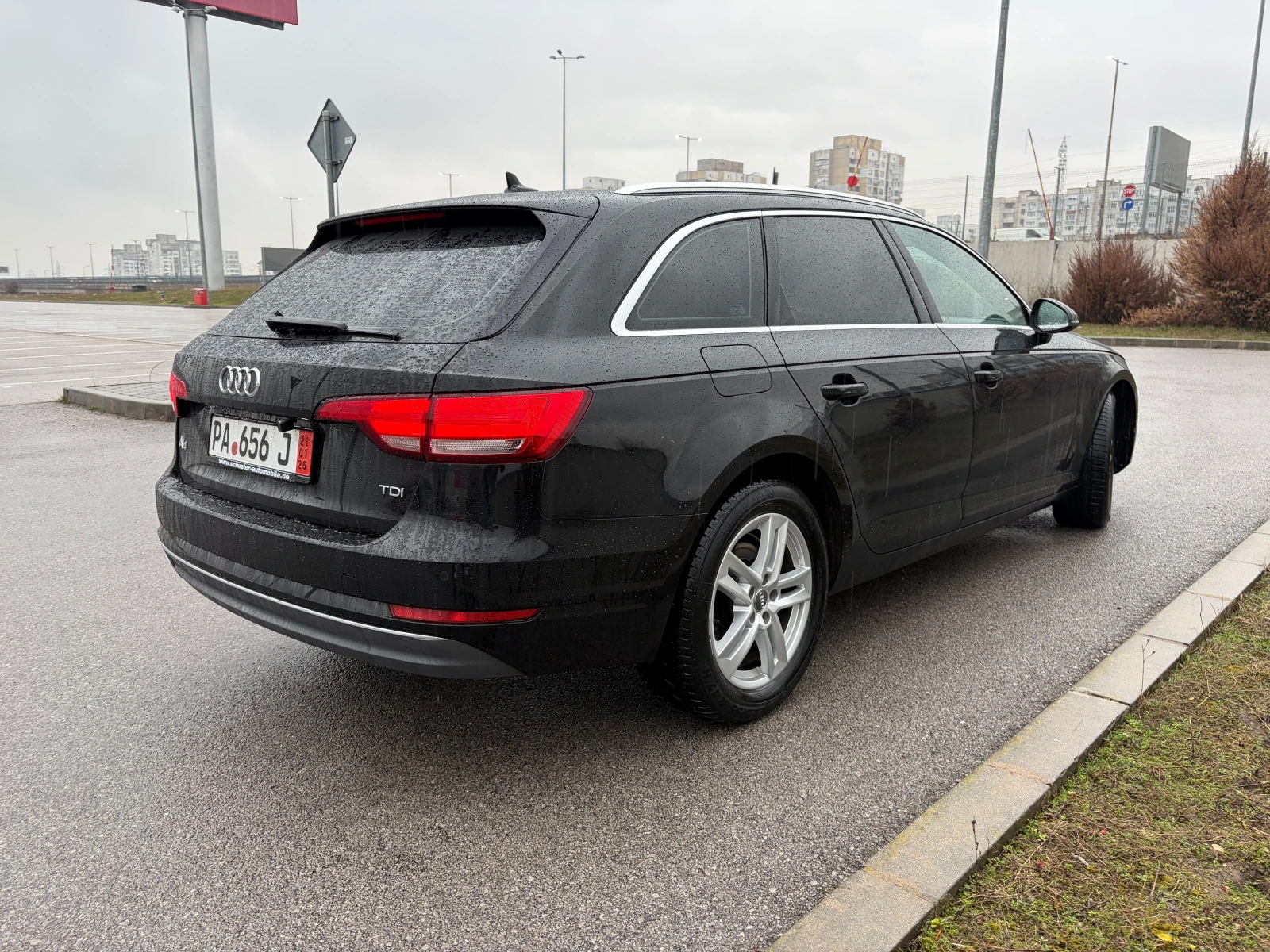 Audi A4 2.0 TDI 150 Avant Sport - изображение 2