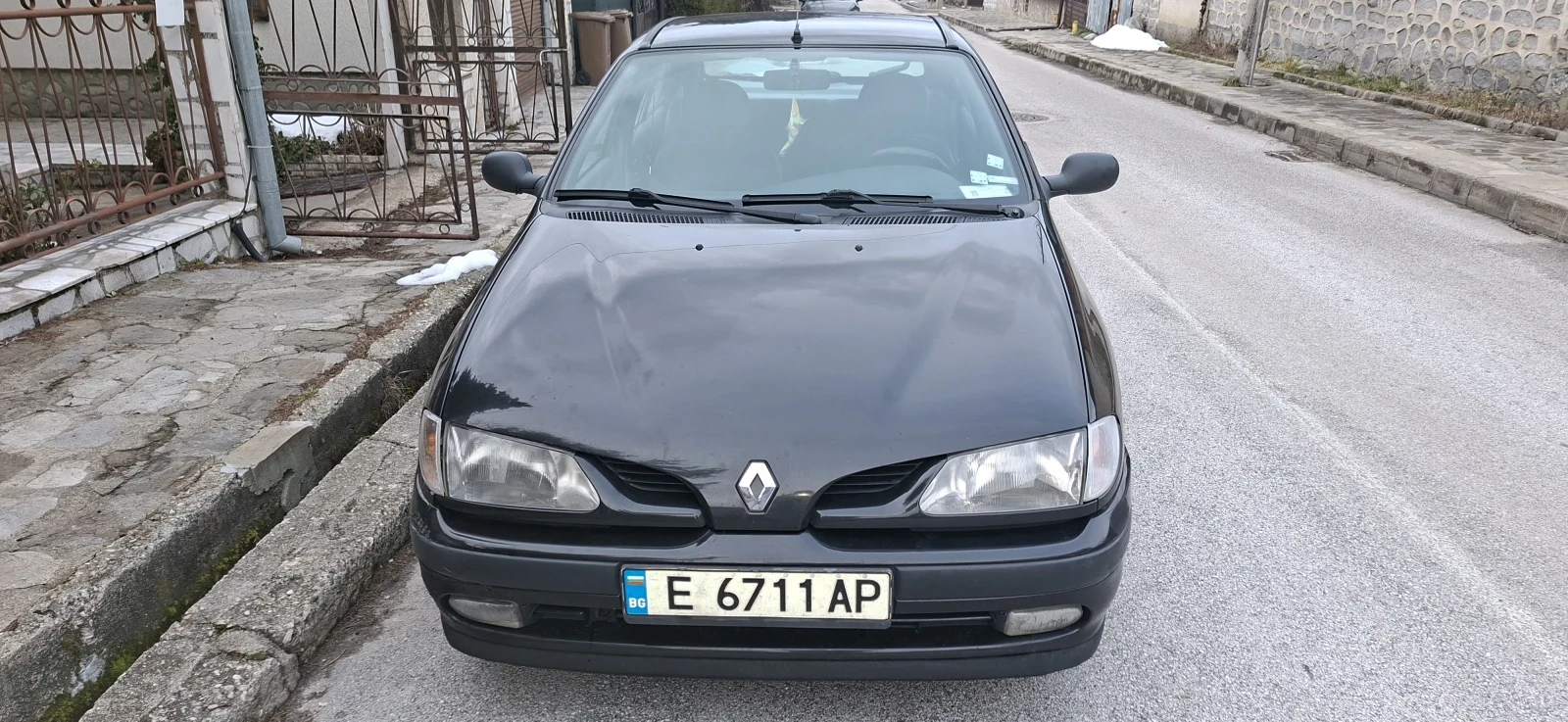 Renault Megane | Mobile.bg � ����������� 1
