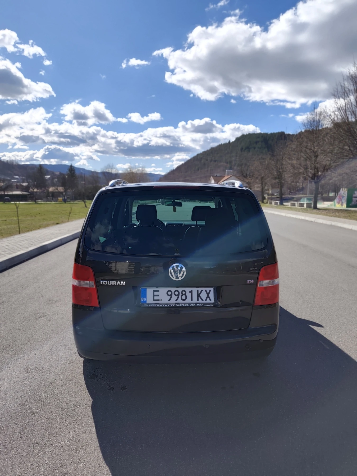 VW Touran * 136 �.�  * 2.0 TDI * ����� ������� *  | Mobile.bg � ����������� 6
