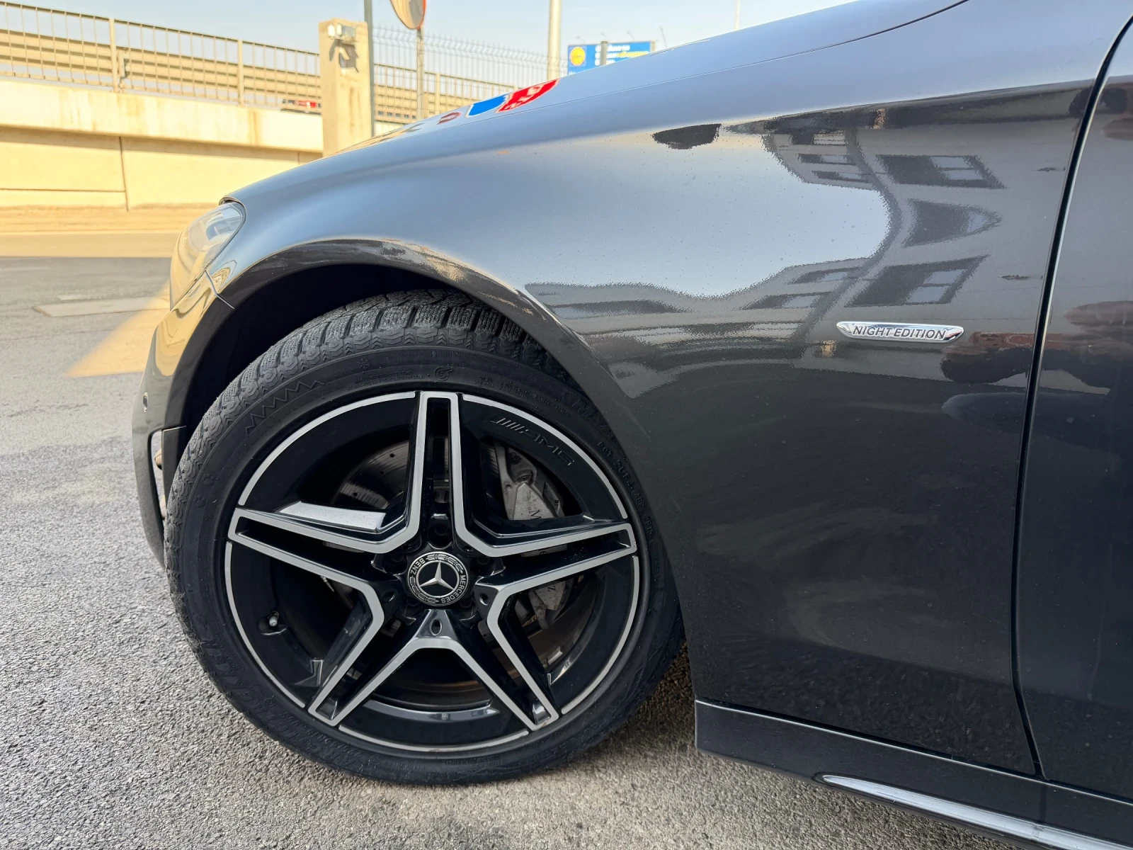 Mercedes-Benz C 220 AMG Line Night Edition Facelift, снимка 15 - Автомобили и джипове - 53707823