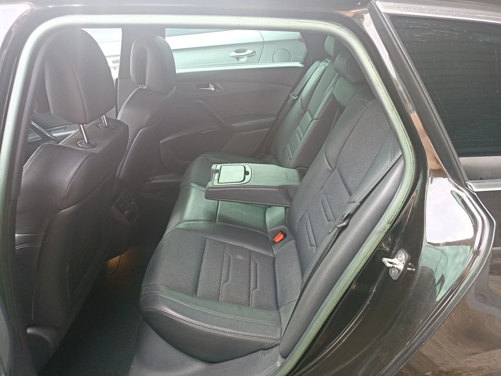 Peugeot 508 2.2HDI GT-Line, снимка 12 - Автомобили и джипове - 53815933