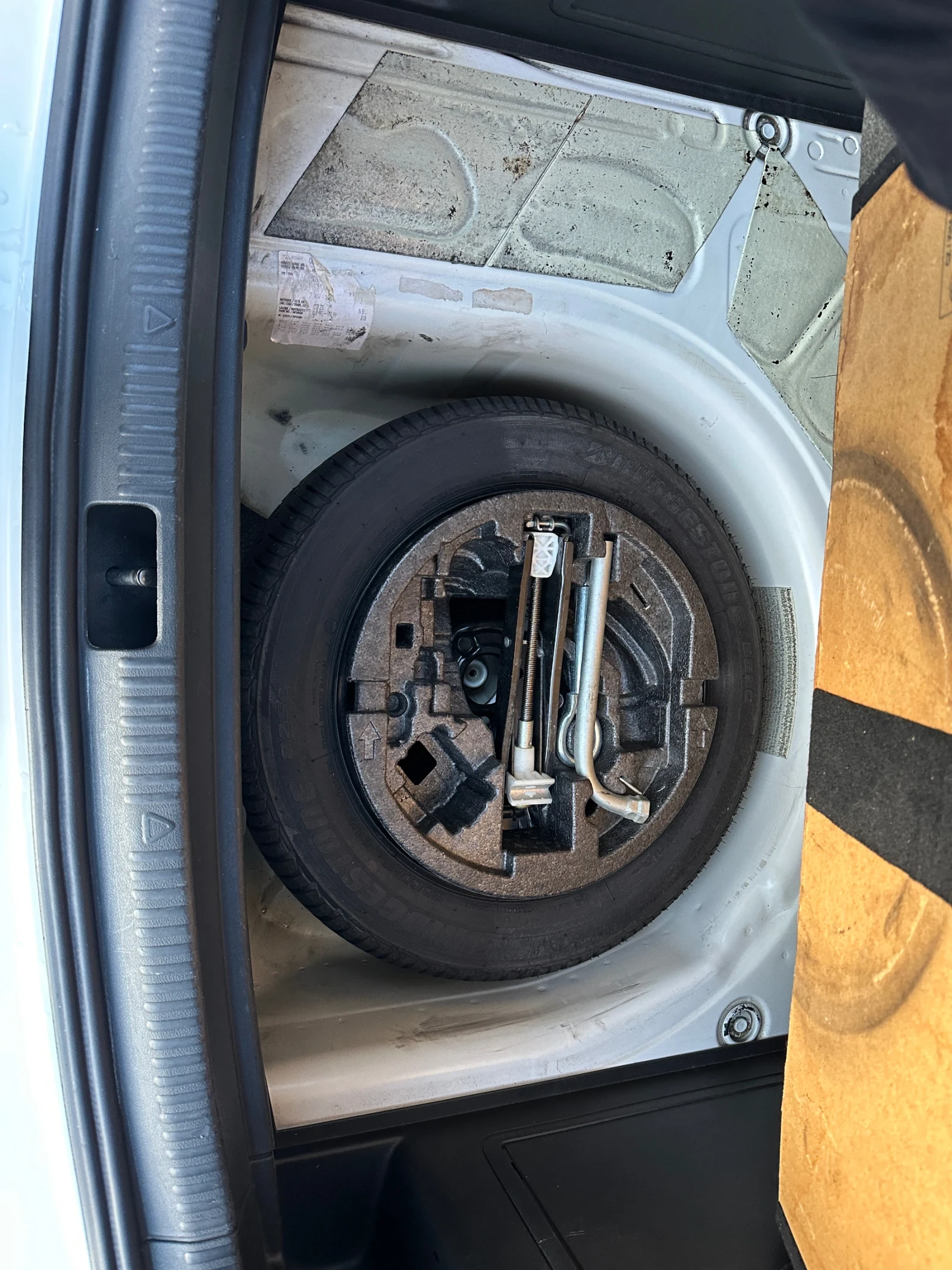 Skoda Rapid 1.2TSI/105к, снимка 14 - Автомобили и джипове - 53869447