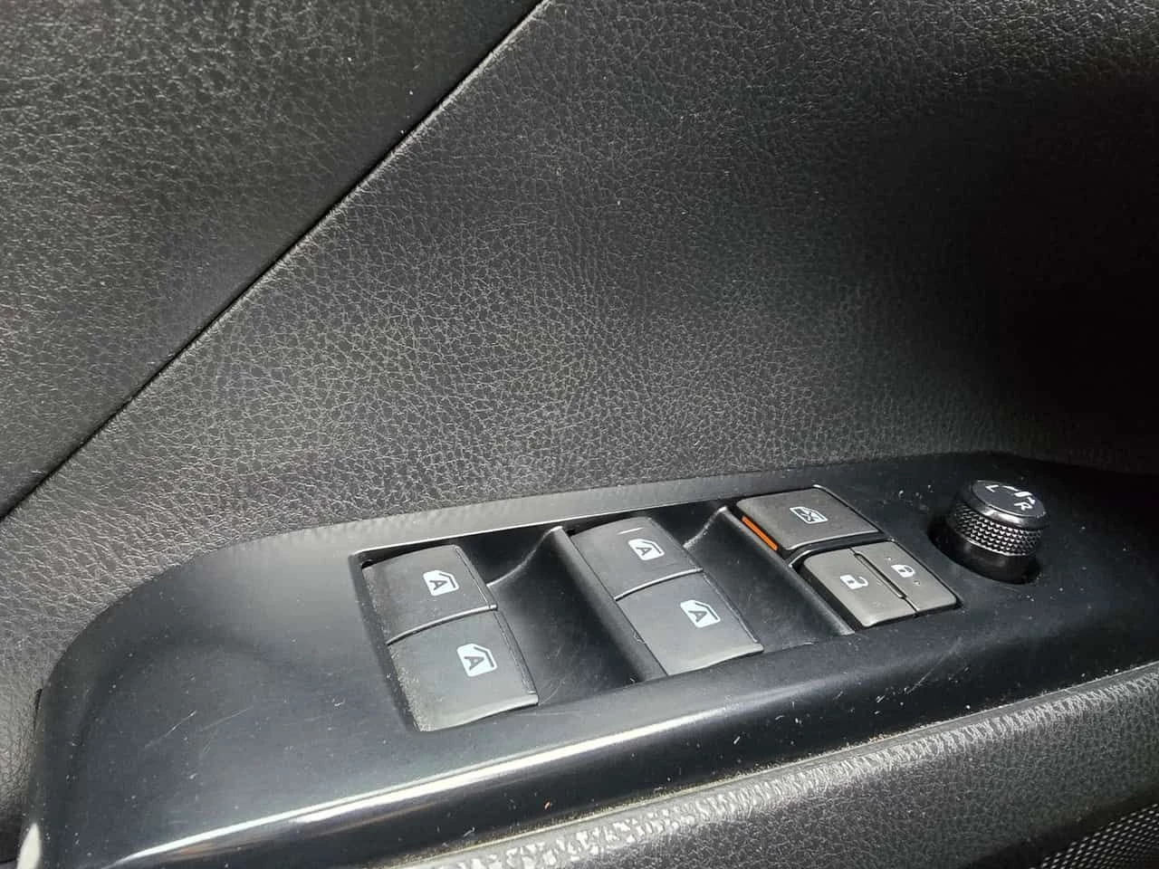 Toyota Camry * Auto * CARFAX * ПОДГРЕВ * NAVI * КАМЕРА, снимка 13 - Автомобили и джипове - 54380324