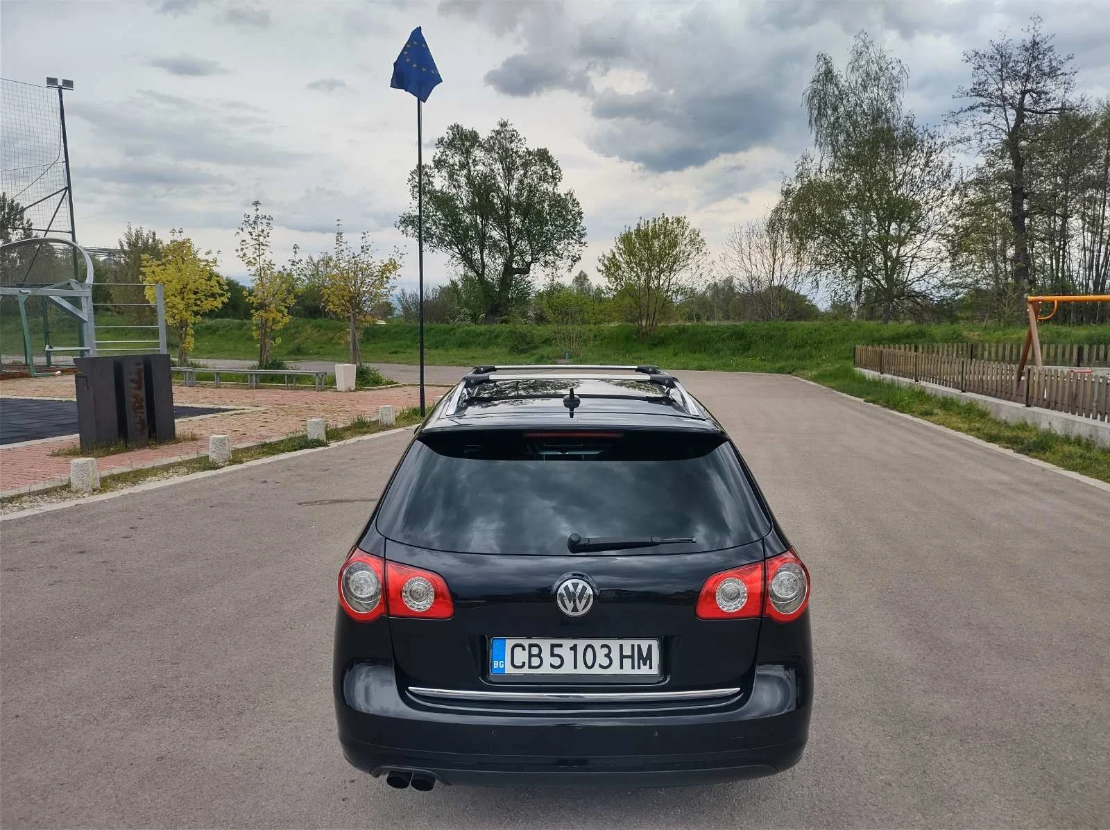 VW Passat 3xR-Line, снимка 4 - Автомобили и джипове - 54382364