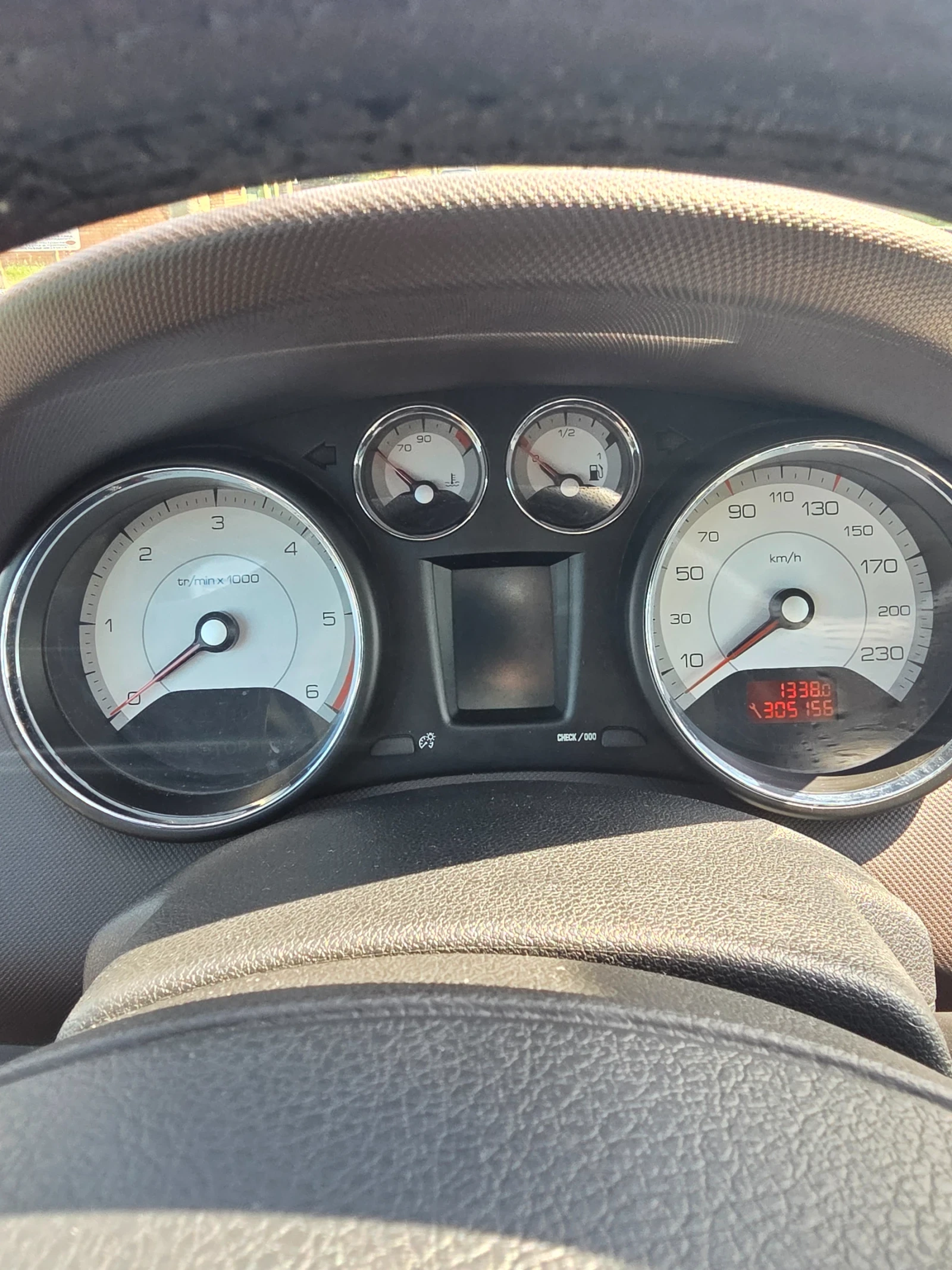Peugeot 308, снимка 10 - Автомобили и джипове - 54430556