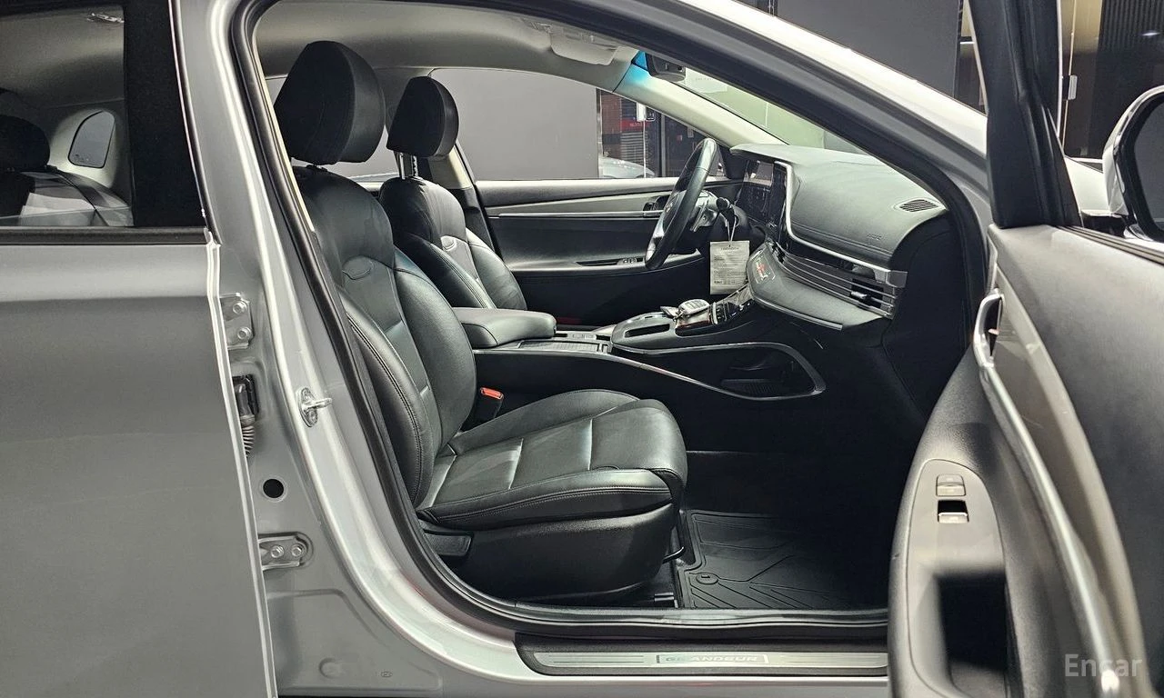 Hyundai Grandeur 3.0* LPI* PREMIUM* ПОДГРЕВ* ОБДУХВАНЕ* 360КАМЕРА* , снимка 15 - Автомобили и джипове - 54575627