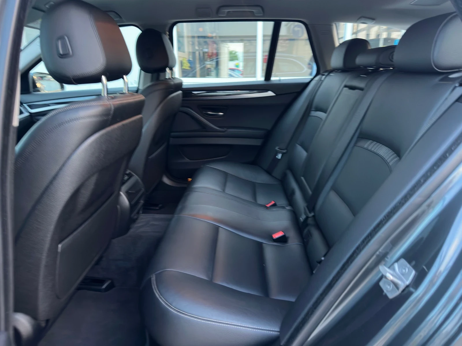 BMW 520 F11 Luxury Face* Подгрев* , снимка 9 - Автомобили и джипове - 54794976