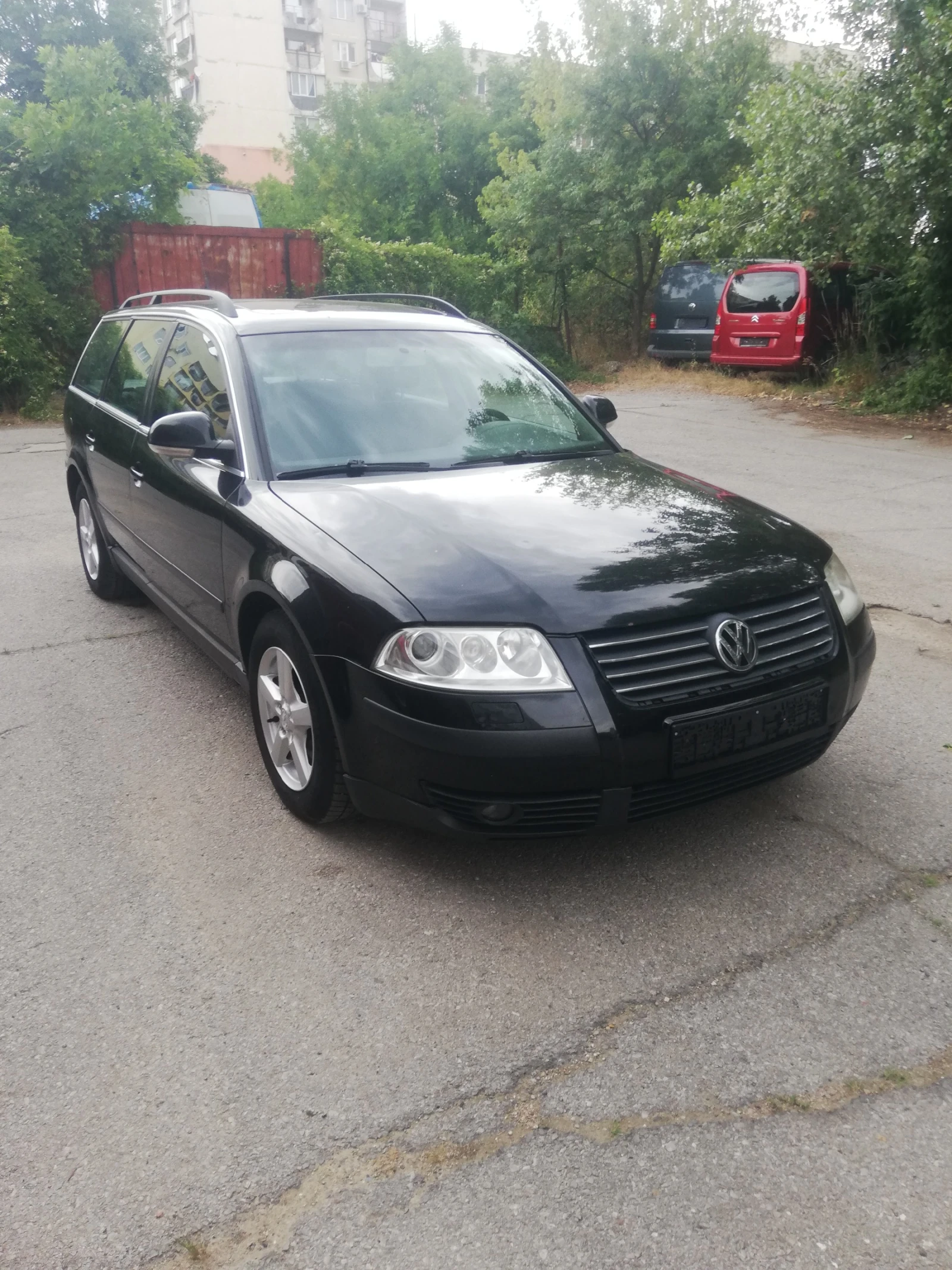 VW Passat 1, 9 TDI, КЛИМАТРОНИК, ПОДГРЕВ ЕЛ СЕДАЛКИ 6СКОРОСТ, снимка 3 - Автомобили и джипове - 55211588