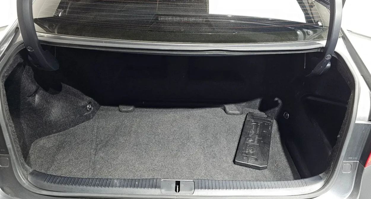Lexus ES 300 Supreme XV60, снимка 12 - Автомобили и джипове - 55261908