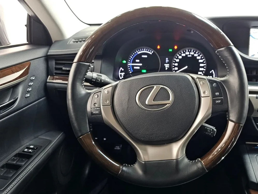 Lexus ES 300 Supreme XV60, снимка 4 - Автомобили и джипове - 55261908