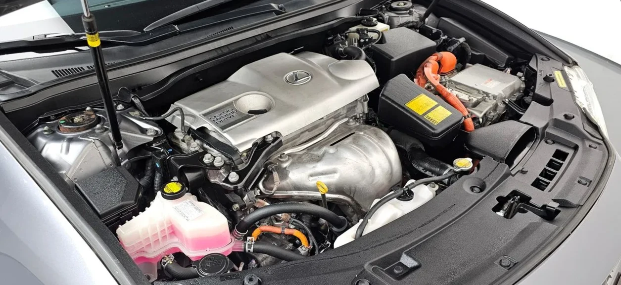 Lexus ES 300 Supreme XV60, снимка 13 - Автомобили и джипове - 55261908