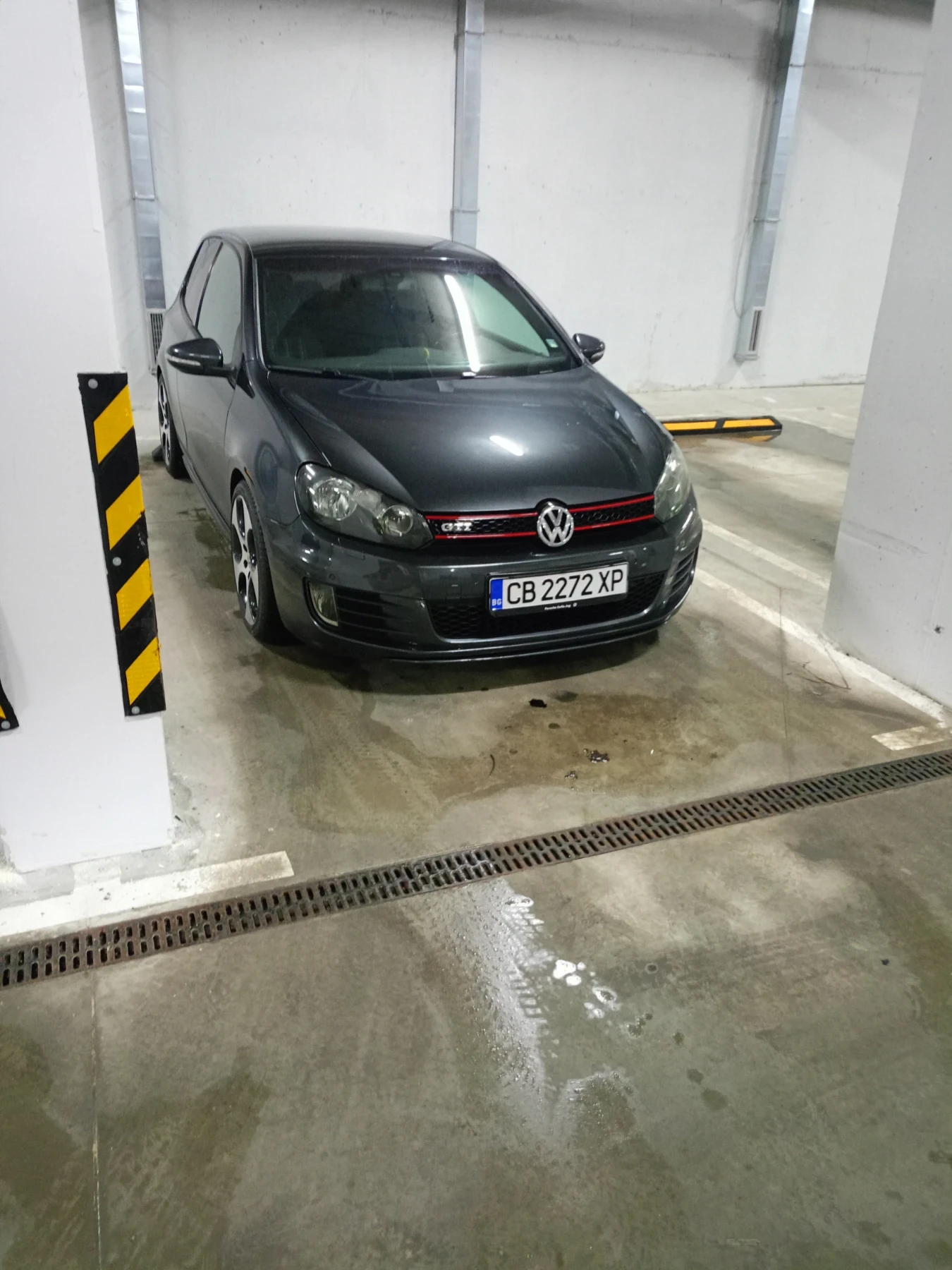VW Golf 2.0TFSI GTI, снимка 2 - Автомобили и джипове - 55410831