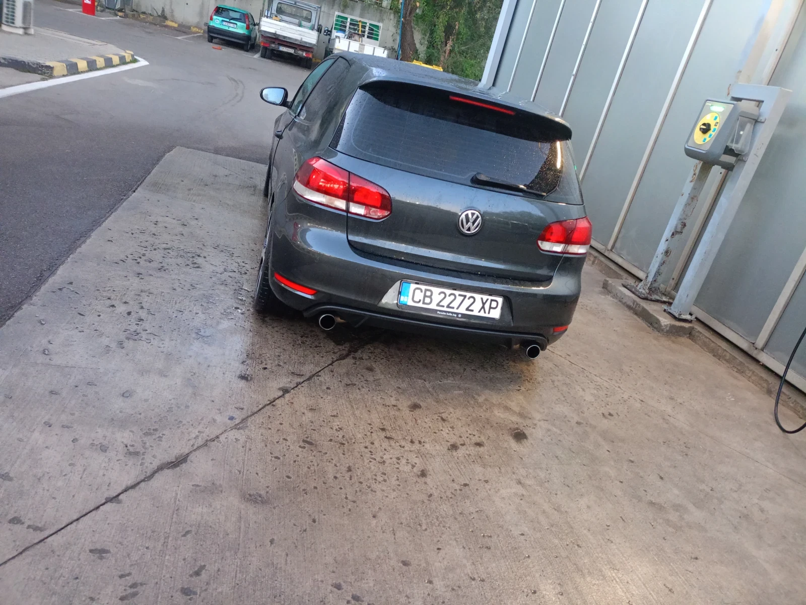 VW Golf 2.0TFSI GTI, снимка 10 - Автомобили и джипове - 55410831