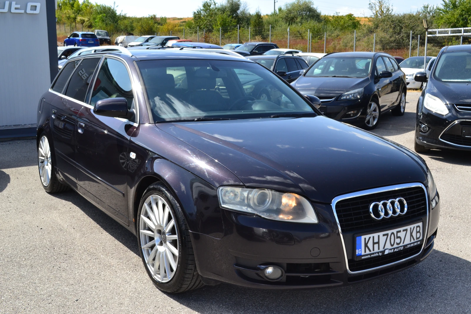 Audi A4 3.0TDI, снимка 3 - Автомобили и джипове - 55574574