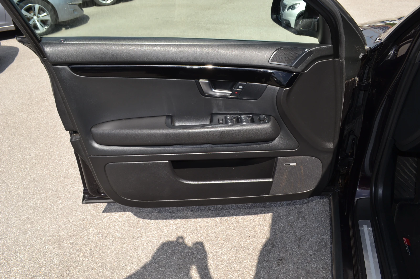 Audi A4 3.0TDI, снимка 9 - Автомобили и джипове - 55574574