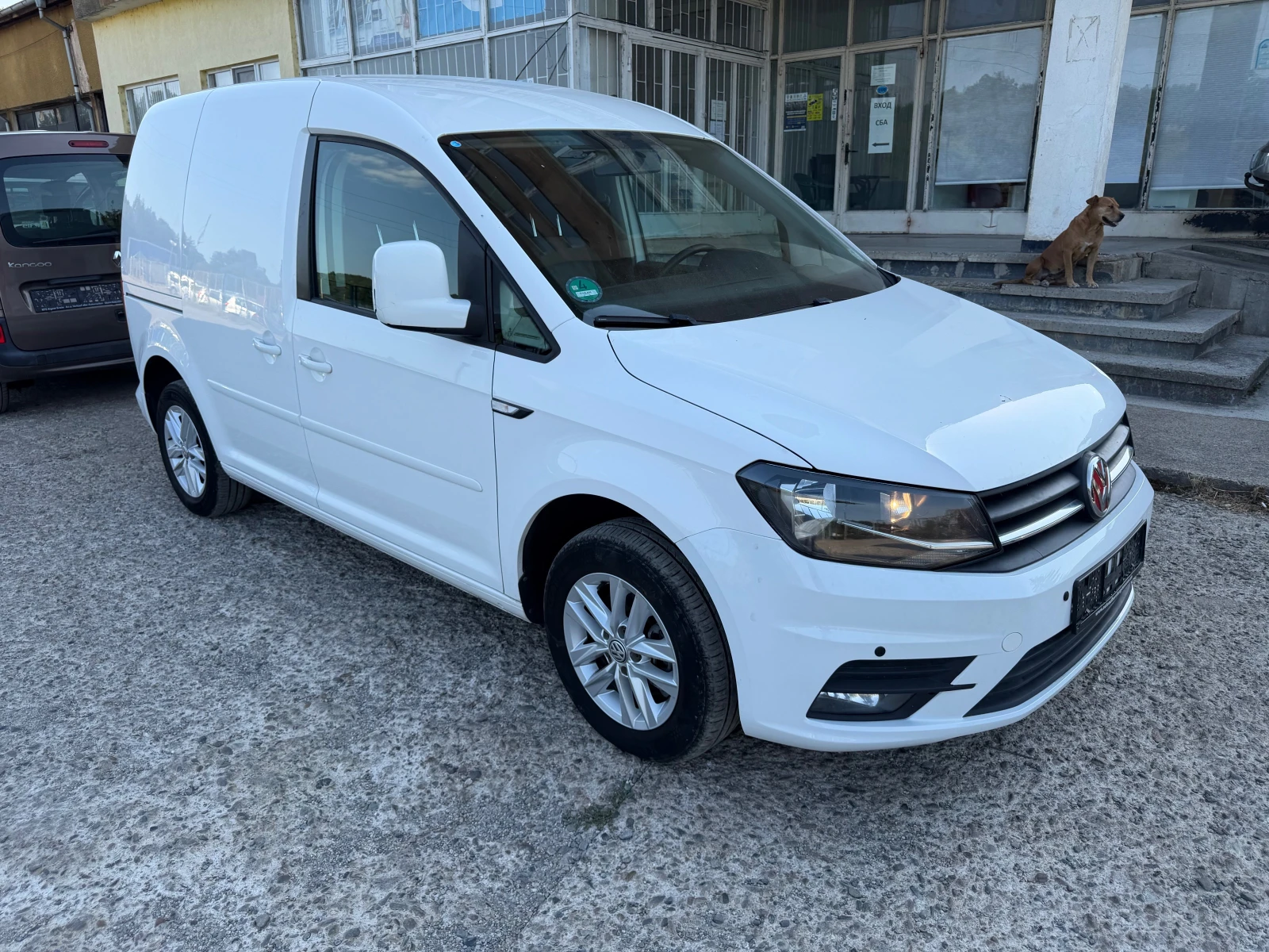 VW Caddy