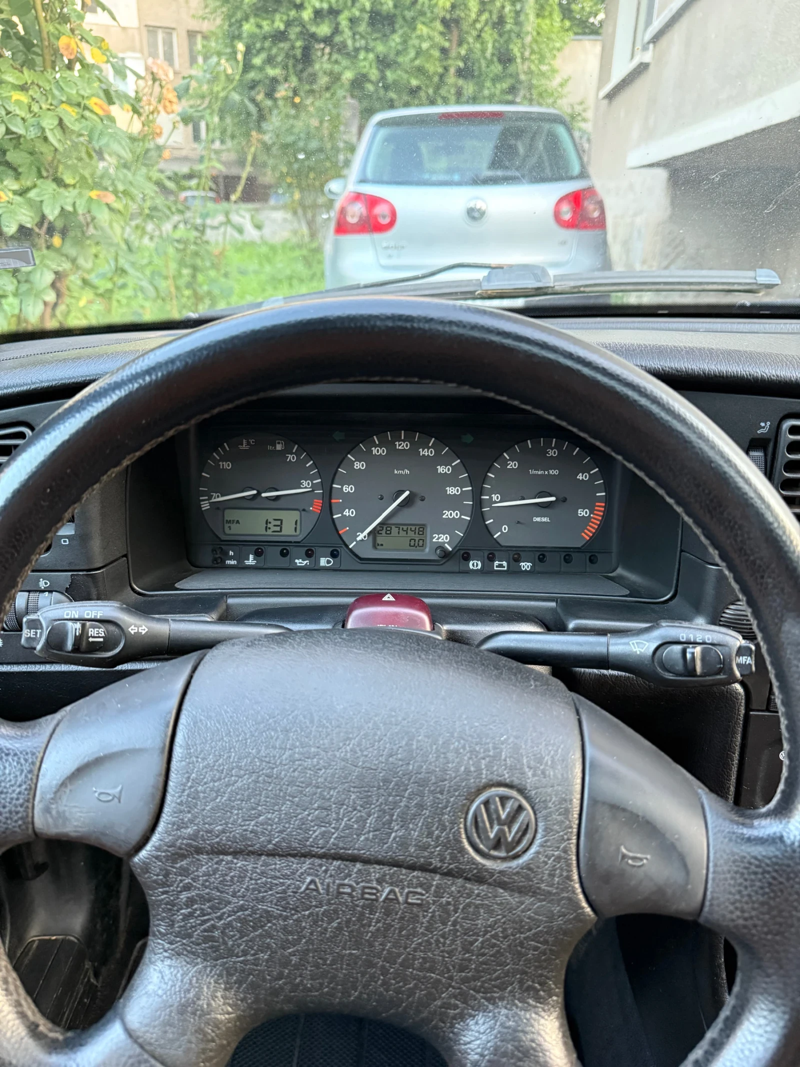 VW Passat, снимка 2 - Автомобили и джипове - 55922870