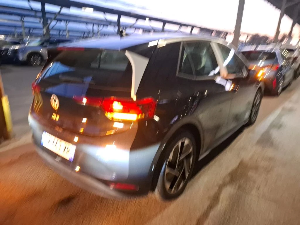 VW ID.3 Pro Navi 100% SoH, снимка 4 - Автомобили и джипове - 56667100