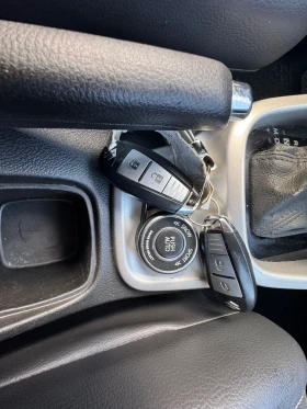 Suzuki Vitara 1.6D 4x4 All grip Key less, снимка 10