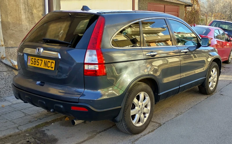 Honda Cr-v 2.0 Бензин, снимка 4 - Автомобили и джипове - 48117778