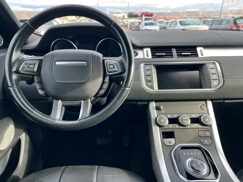 Land Rover Evoque 2.0D-FACELIFT-4X4-NAVI-ПАНОРАМА-ПОДГРЕВ-* 130000КМ, снимка 12 - Автомобили и джипове - 48596043