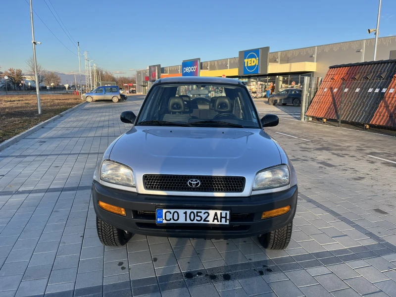 Toyota Rav4, снимка 3 - Автомобили и джипове - 48660504