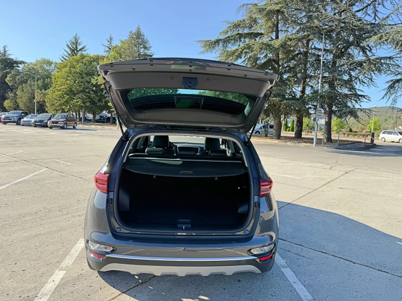 Kia Sportage 1.6///Face-Lift///CarPlay///Android Auto///LED///, снимка 6 - Автомобили и джипове - 51536780