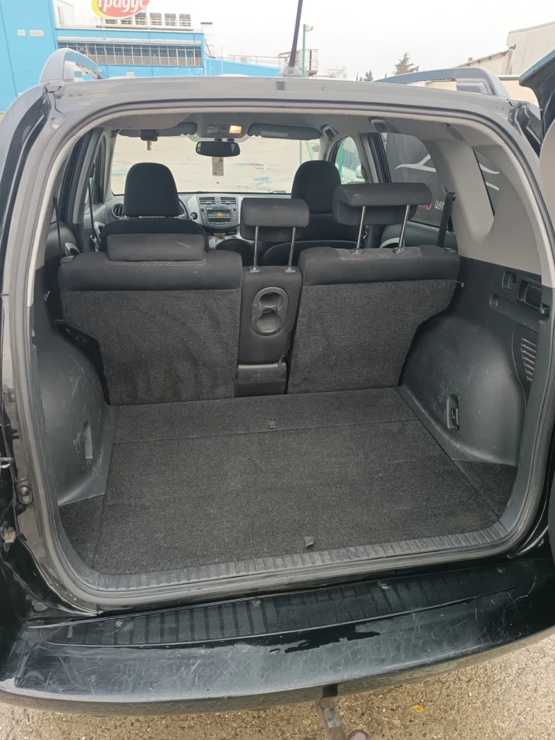 Toyota Rav4 2, 2 D4D,  КОЛЕДНА ПРОМ., 150к., ПЕРФЕКТНА, ЛИЗИНГ, снимка 5 - Автомобили и джипове - 52585356