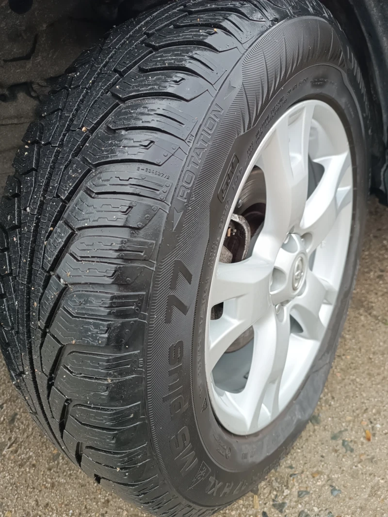 Toyota Rav4 2, 2 D4D,  КОЛЕДНА ПРОМ., 150к., ПЕРФЕКТНА, ЛИЗИНГ, снимка 13 - Автомобили и джипове - 52585356