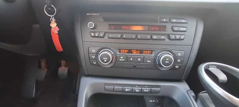 BMW X1 XDrive, снимка 11 - Автомобили и джипове - 52966116