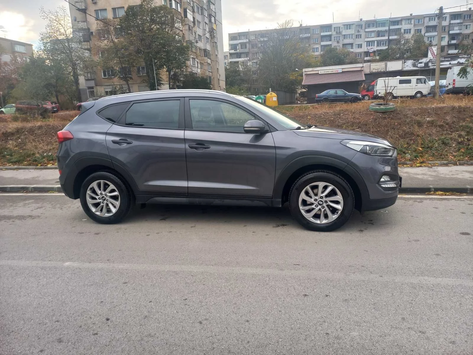 Hyundai Tucson 1.7CRDI - изображение 3