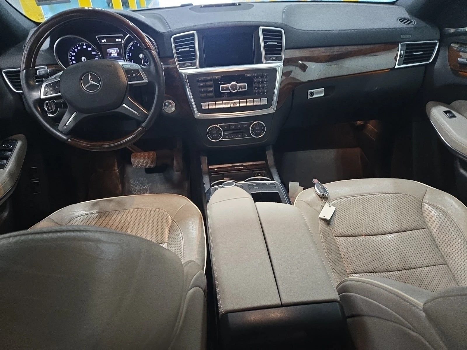 Mercedes-Benz GL 500 AMG* 7МЕСТА* МАСАЖ* ПАНО* HARMAN* 360* ТВ* ОБДУХ*  - изображение 8
