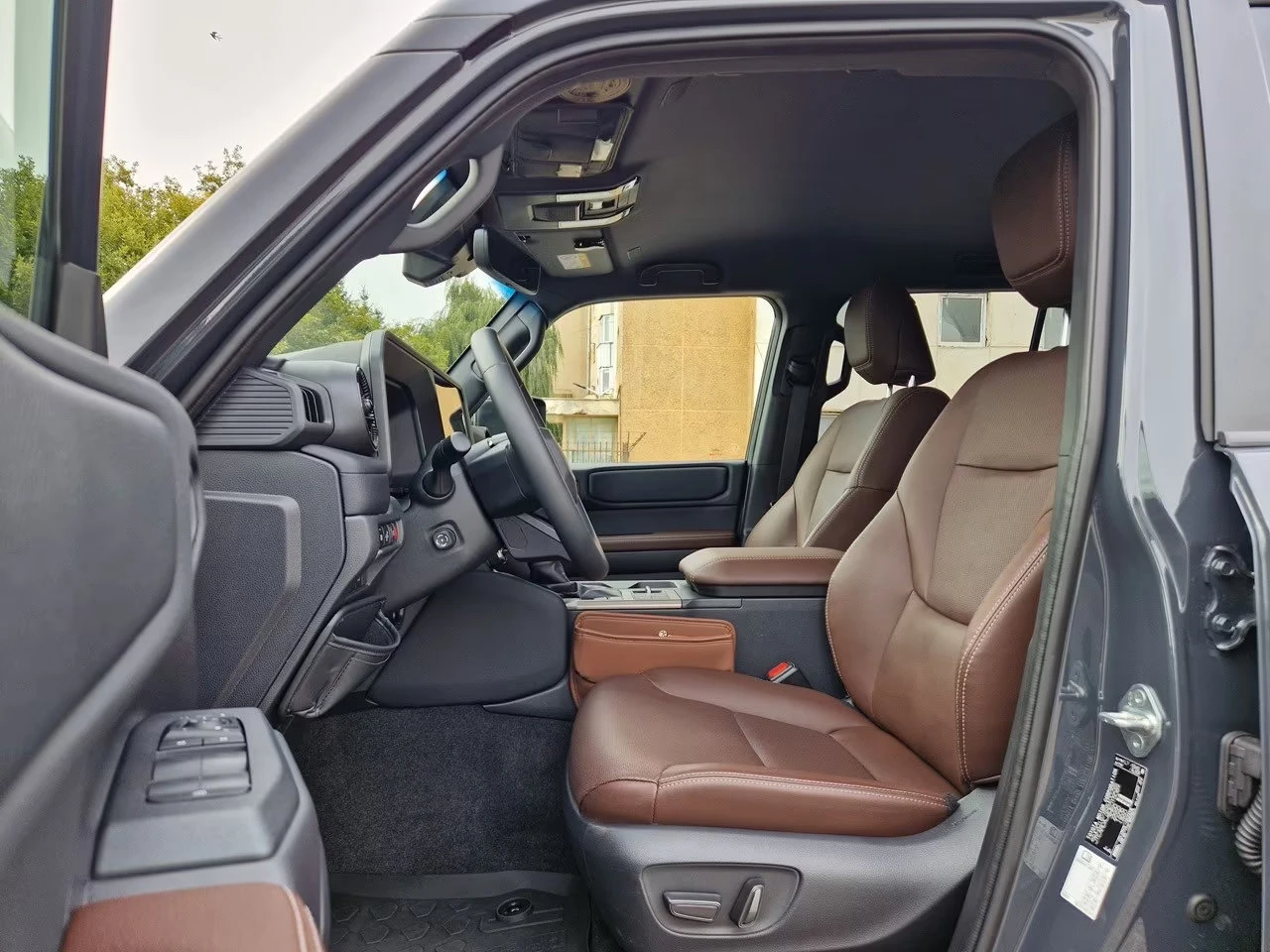 Toyota Land cruiser LC250/204HP/INVINCIBLE/360/NAVI/LED/585g - изображение 8