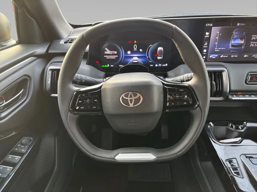 Toyota Urban Cruiser EV 61kWh TEAMPLAYER CAMERA | Mobile.bg � ����������� 7
