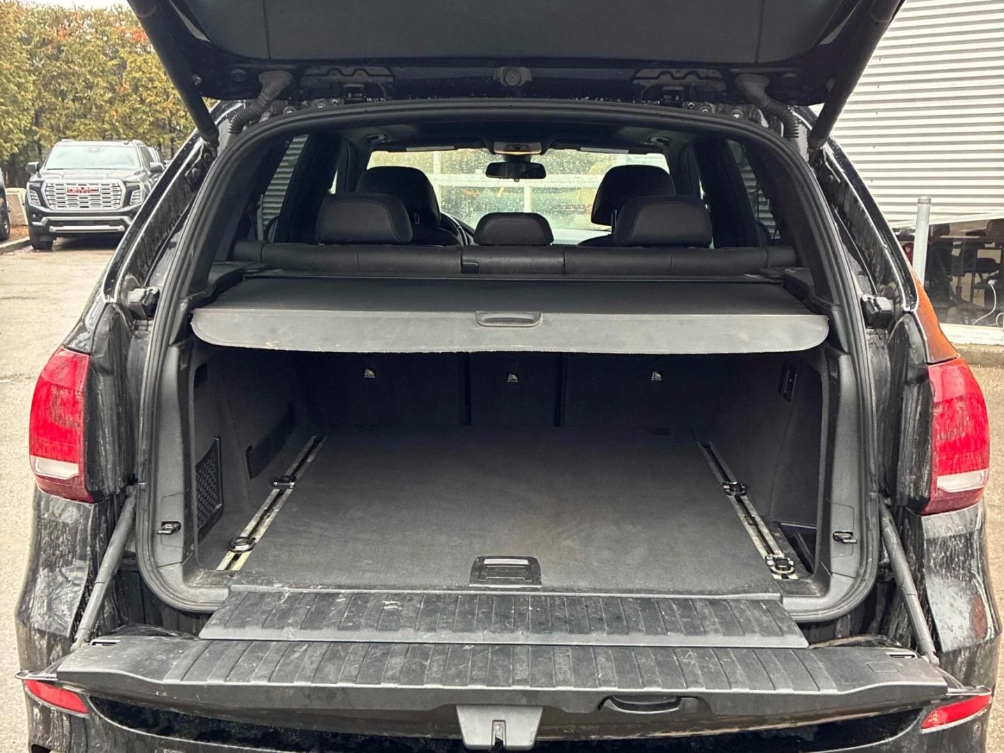 BMW X5  M-pkg| Harman Kardon | HUD | Soft Close| Пано, снимка 16 - Автомобили и джипове - 54226685