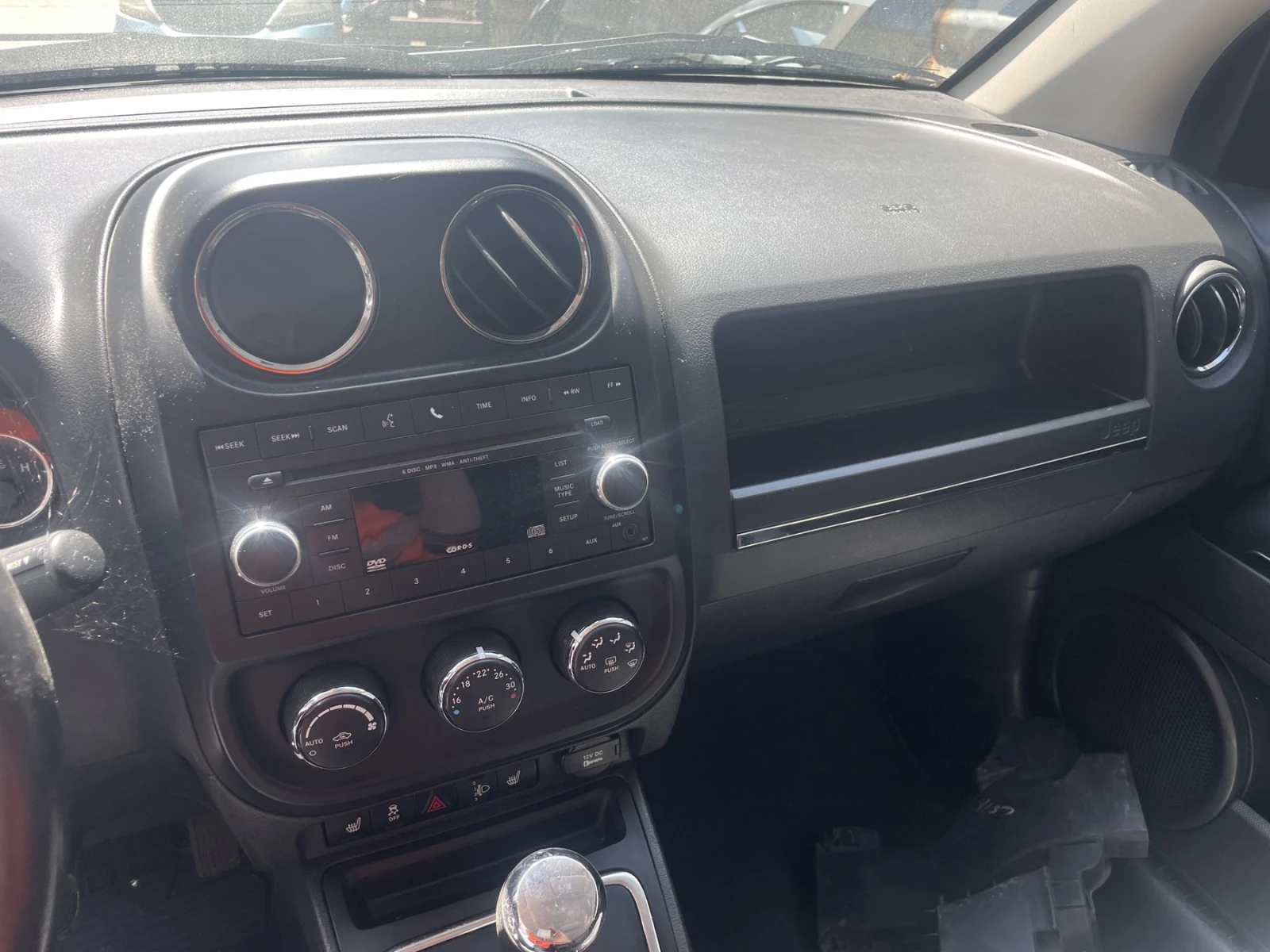 Jeep Compass 2.4i, снимка 11 - Автомобили и джипове - 54690979
