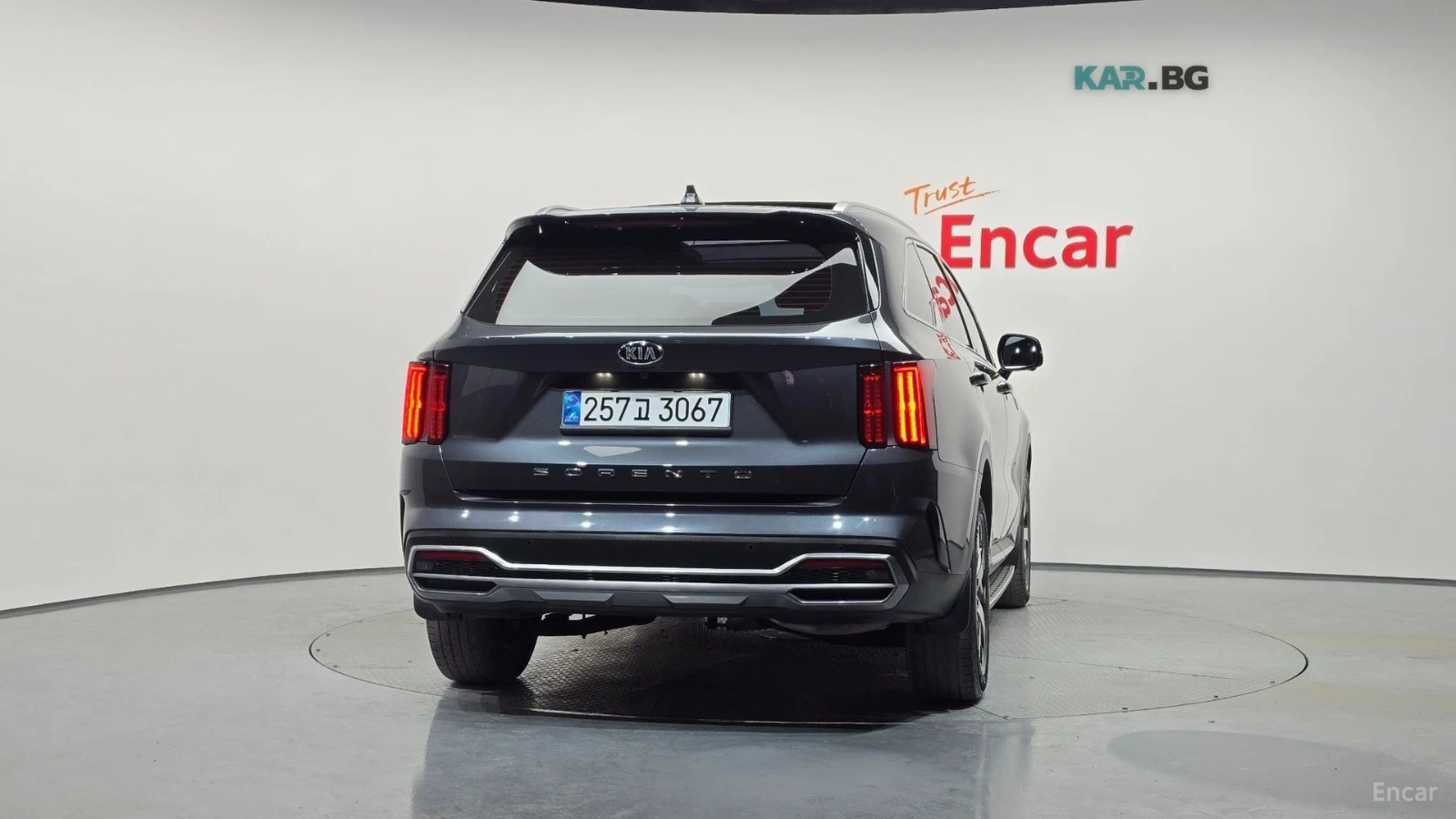 Kia Sorento * 360* ПАНО* KEYLESS* Camera* ПОДГРЕВ* , снимка 4 - Автомобили и джипове - 55133482