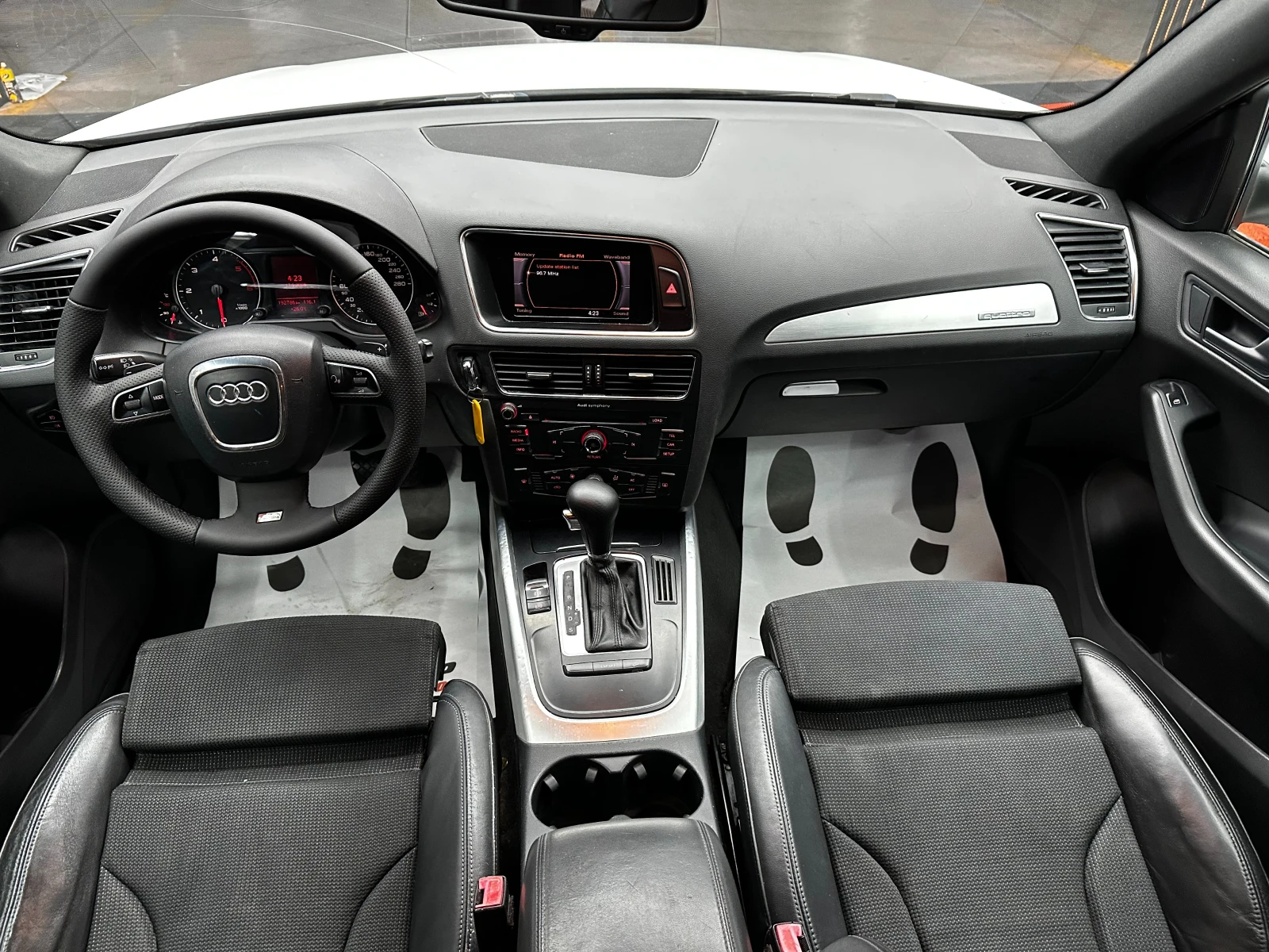Audi Q5 3.0tdi/Quattro/Кожа, снимка 10 - Автомобили и джипове - 55817083