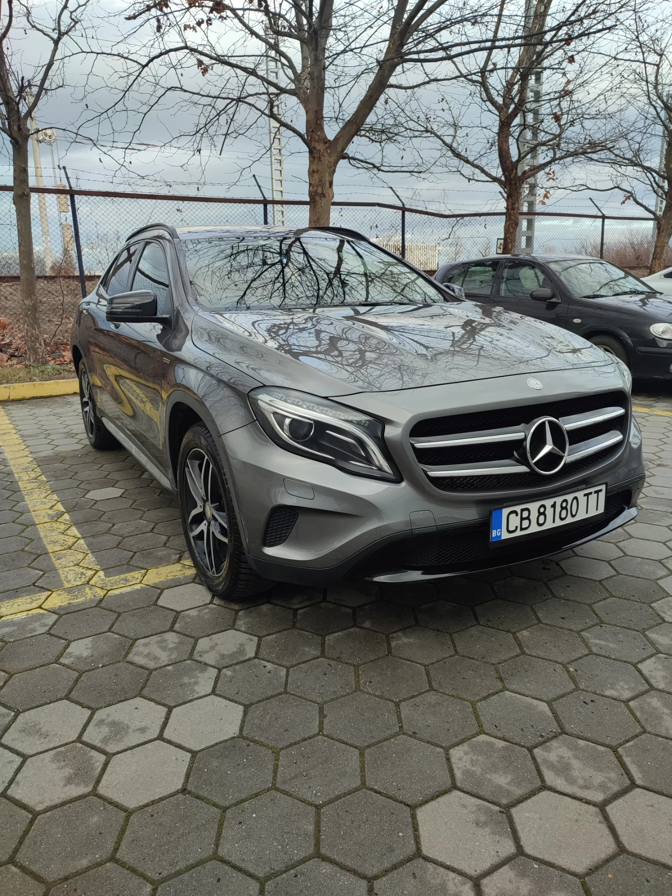 Mercedes-Benz GLA 200, снимка 5 - Автомобили и джипове - 55832995
